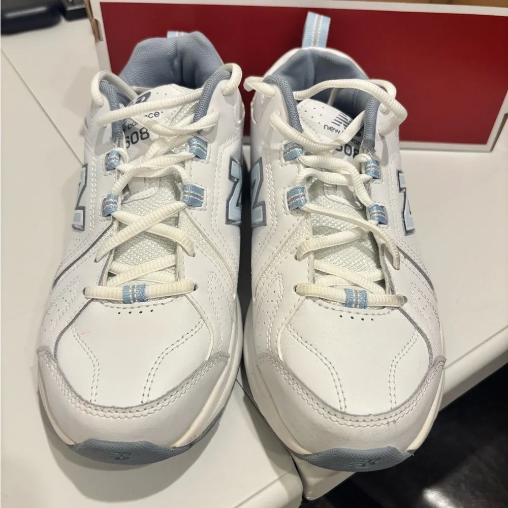 New Balance White/baby blue 608V4 women’s - Picture 5 of 6